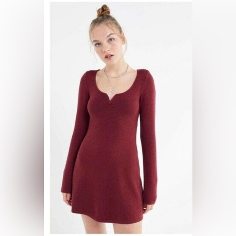 🍒Urban Outfitters Burgundy Long Sleeve Mini Dress🍒